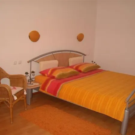 In With Sea View, Balcony, Air Conditioning, Wi-fi