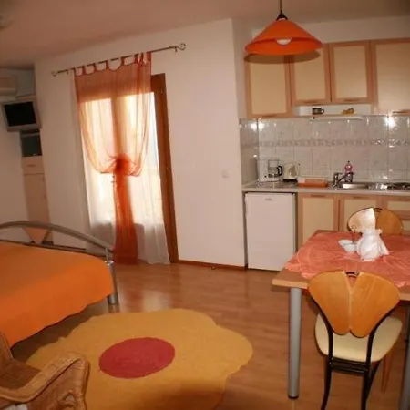 In With Sea View, Balcony, Air Conditioning, Wi-fi * Bol